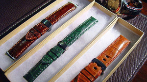 BREDAL Watch straps men Wild Alligator Watch Straps. Men. Cognac. Glossy brown. Dark green.